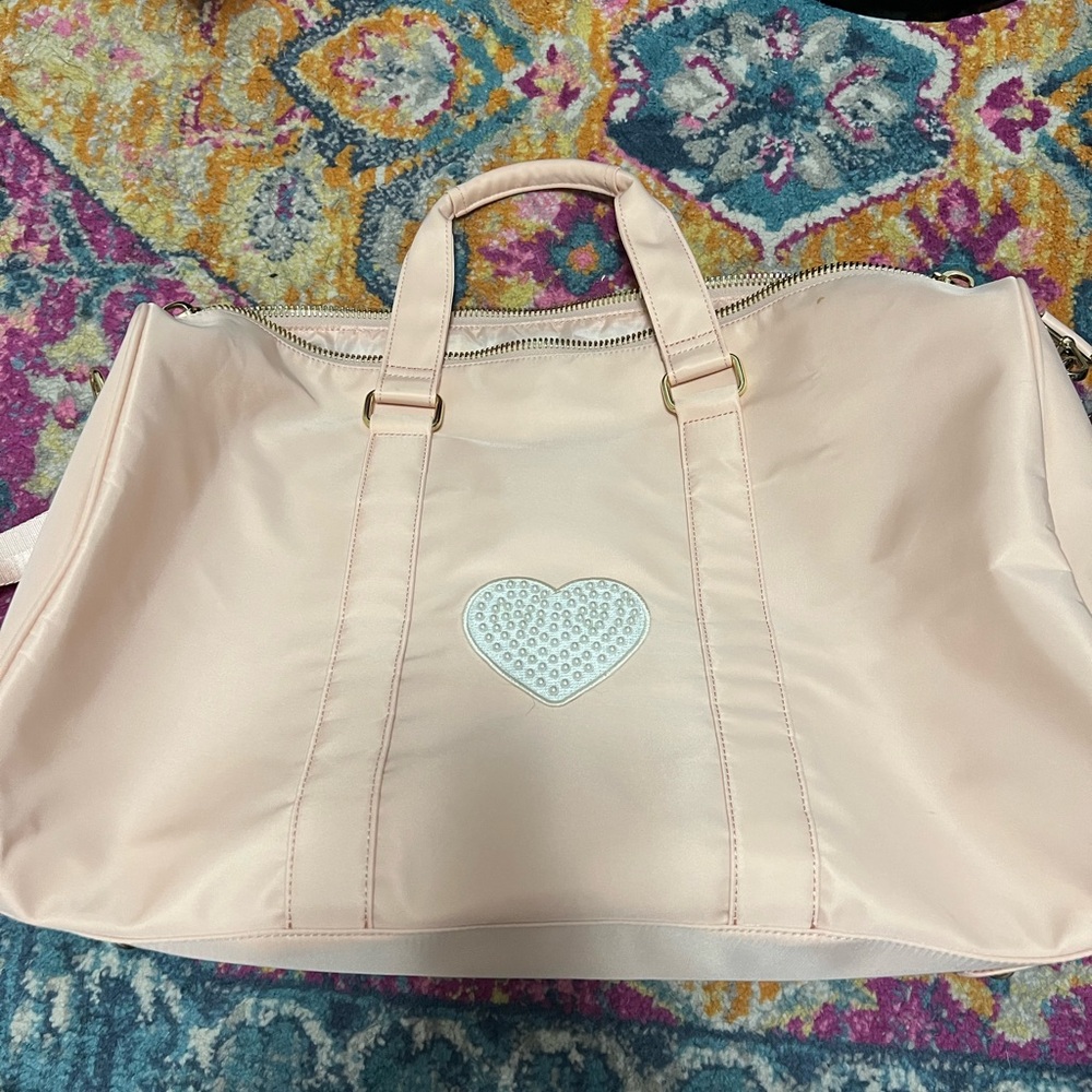 Stoney Clover Lane Sparkling Cider Duffel